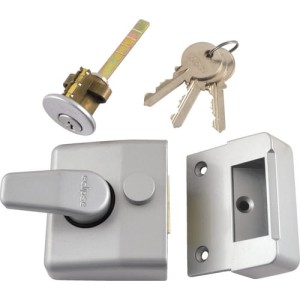 3 KEY NARROW SILVER NIGHT LATCH SCP CYLINDER Matlock MTL9499580K