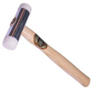 Młotek Thorex 38mm 540g z końcówkami nylonowymi 12-712N trzonek drewniany Thor Hammer THO5270322Q