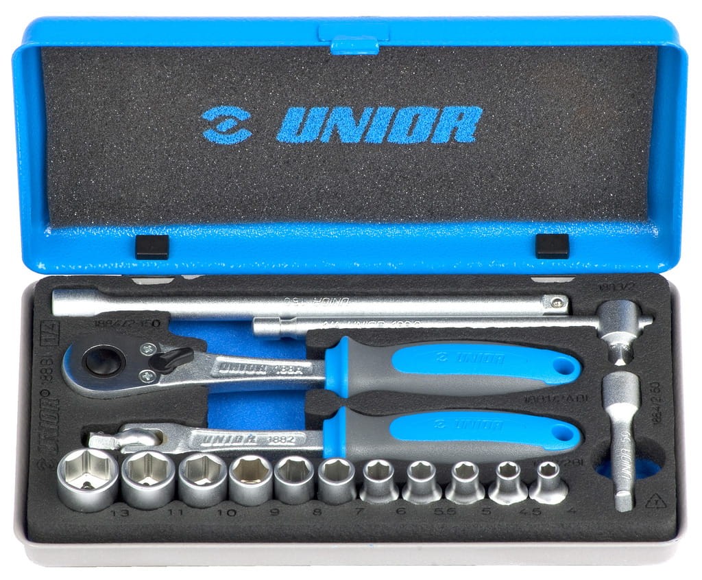 Zestaw kluczy nasadowych 1/4" w metalowej kasecie 4-13/16 Unior (611996) 188BI